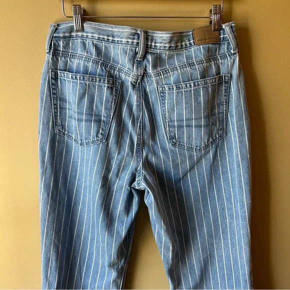 American Eagle Jeans Womens Size 8 Striped Mom Jean Medium Wash Denim High Rise - Picture 5 of 14